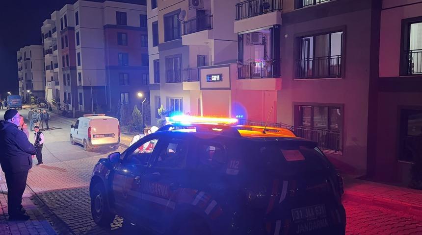 Hatay'da yürek yakan olay! Anne ve 3 çocuğu evlerinde ölü bulundu! Aynı apartmandaki 21 kişi de hastanelik oldu