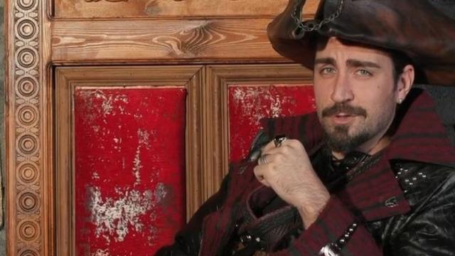 Anlamlı hareket! Çağlar Ertuğrul Prens dizisinden alacağı ücreti bakın ne yapacak...