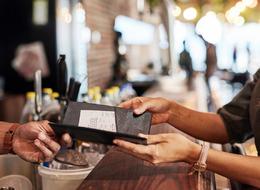 Kuver yetmedi harcama limiti geldi... Dikkat! Çay içseniz bile ödemek zorundasınız