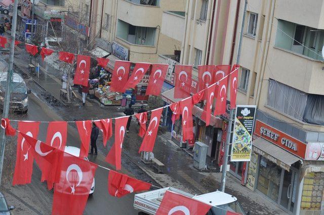 Kars’ta, Afrin Operasyonu’na bayraklı destek