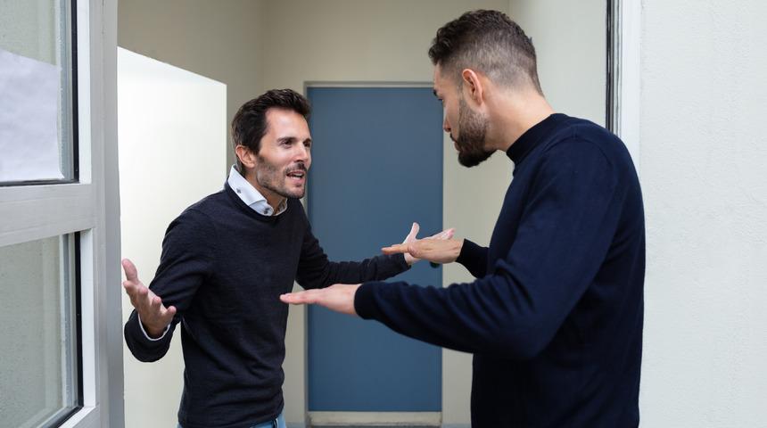 Rüyada arkadaşla kavga etmek ne anlama gelir? Rüyada arkadaşla sözlü tartışmak neye işaret ve neye yorumlanır?