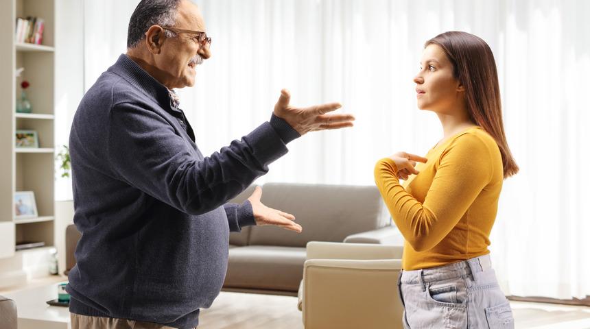 Rüyada baba ile tartışmak ne anlama gelir? Rüyada baba ile tartışıp barışmak neye işaret ve neye yorumlanır?