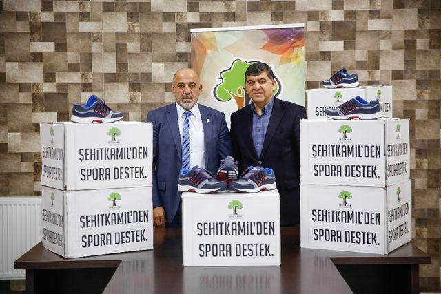 Şehitkamil Belediyesinden spora ve sporcuya destek