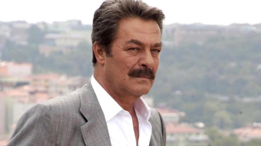 Aylarca yoğun bakımda kaldı, kilo verdi! Taburcu olan Kadir İnanır'ın son hali ortaya çıktı 