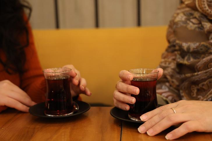 Çaydaki büyük tehlike: Gebelerde anksiyete, bebeklerde engellilik riski oluşturuyor! G5