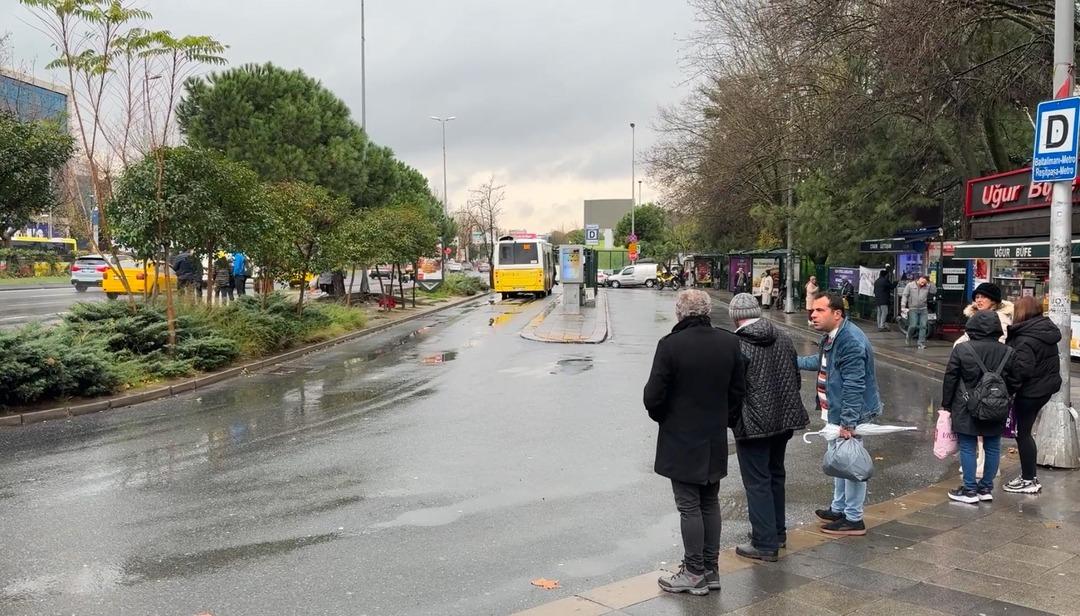 470499_BESIKTAS’TA-MINIBUSTEN-INDIGI-SIRADA-DUR