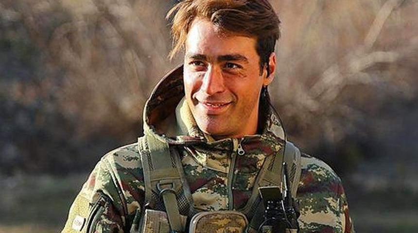 Emret Komutanım'ın Levent'i Sarp Levendoğlu her şeyi bırakıp Datça'ya yerleşti! Basketbol takımına dahil oldu