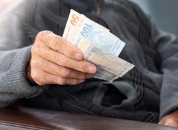 'En az 40 bin lira' Tarım işçisinden garsona... '2 milyon emekli ek iş yapıyor'