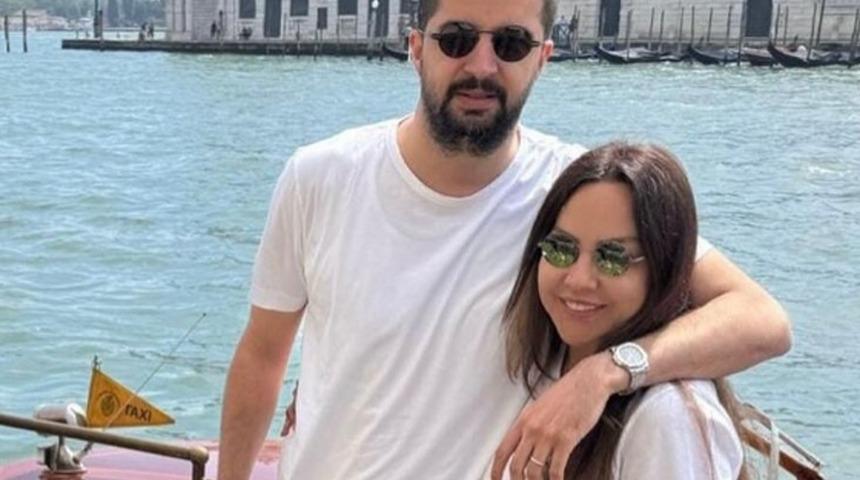 Ebru Gündeş ve Murat Özdemir boşanmaktan vazgeçti! Pahalı hediye gecikmedi