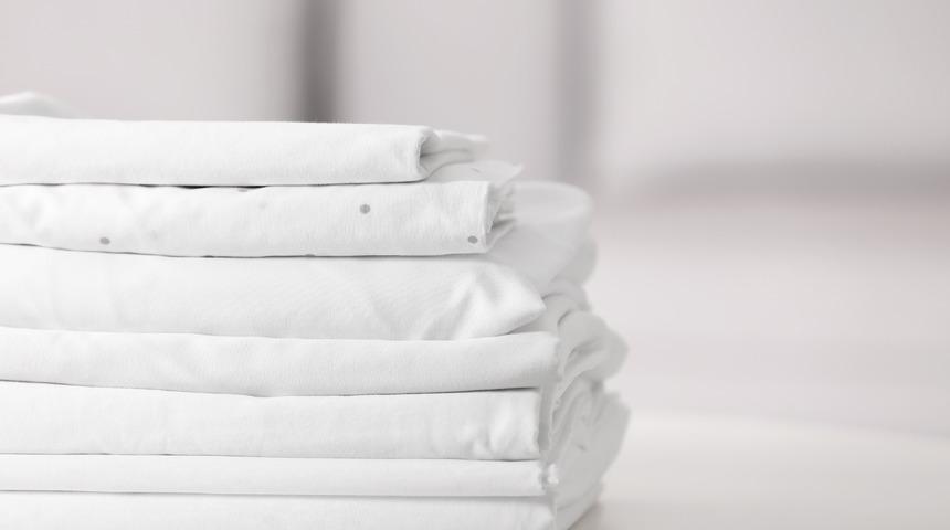 Rüyada beyaz çarşaf görmek ne anlama gelir? Rüyada beyaz çarşafa sarılmak neye işaret ve neye yorumlanır?