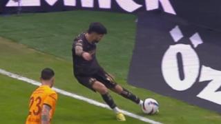 Galatasaray-Trabzonspor maçında sosyal medyada infial yaratan gol kararı! Top çizgiyi geçti mi, geçmedi mi?