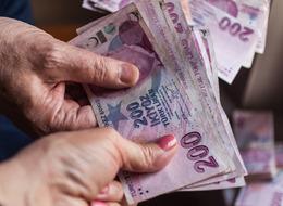 'Bir rakam sızdırdılar' diyerek sordu! En düşük emekli maaşı için Erdursun, 500 TL daha ekledi... İşte SSK, Bağkur ve memur emeklilerin yeni zamlı maaşları 