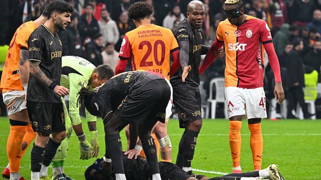 Eski hakem Bünyamin Gezer'den çok tartışılan penaltıyla ilgili bomba yorum: Asıl faulü Mertens yapıyor! Bir de Muslera...