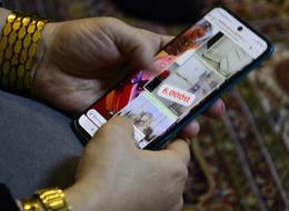 Araba, beyaz eşya, televizyon, mobilya... Ne varsa uygun fiyata satıyorlar! Oraya akın ettiler