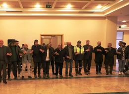 En düşük maaş 47 bin TL oldu 'Fazlasını hak ediyorlar' deyip... Halay çekerek kutladılar