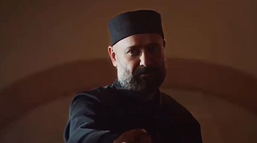 Diziden erken ayrıldığını düşünüyordu! Kızıl Goncalar'ın Vahid'i Tolga Tekin veda paylaşımıyla dikkat çekti