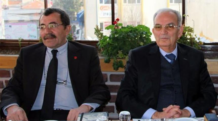 CHP'de büyük kavga! Başkanın istifasını istedi