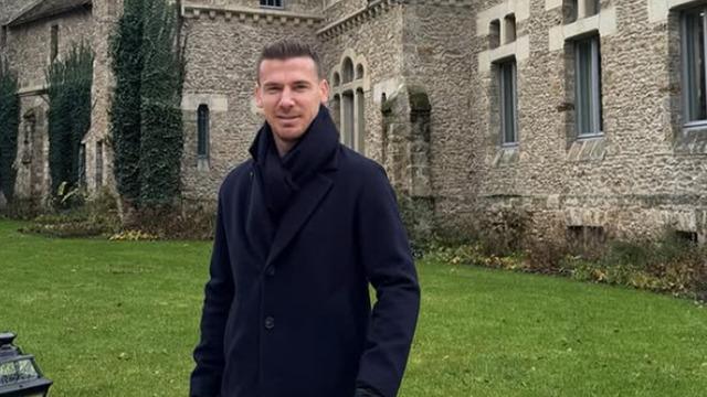 Serdar Aziz'in tatil paylaşımı Fenerbahçeli taraftarları çok kızdırdı!