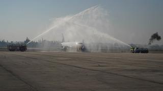 En çok izlenen uçuş oldu! Şam Havalimanı'ndan kalkan ilk uçak Halep'e indi