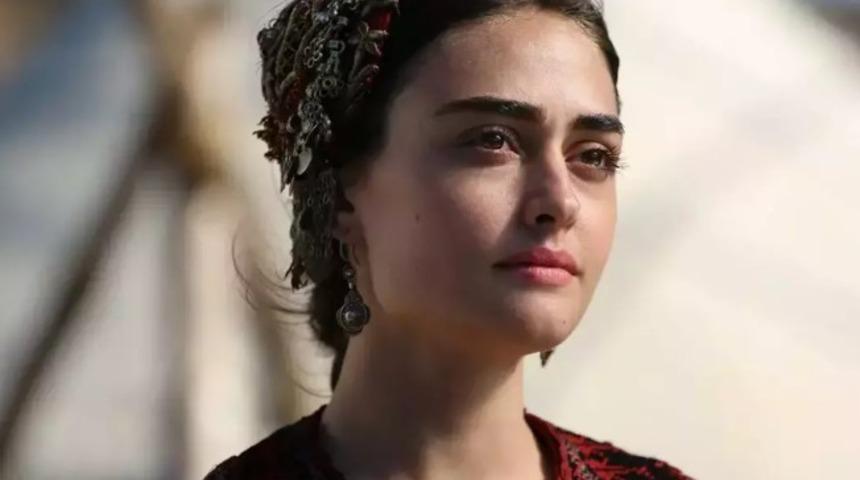 Lüks teknede aşka geldiler! Esra Bilgiç ve Faruk Sabancı'dan aylar sonra ilk paylaşım