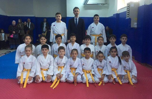 Bozüyük’te karate terfi heyecanı yaşandı