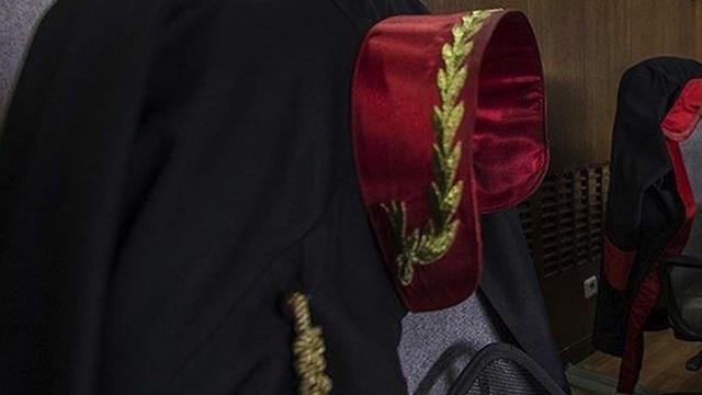 Gözaltı kararı olmamasına rağmen serbest bırakmadı! Keyfi gözaltı veren savcıya hapis cezası: Meslekten ihraç edildi