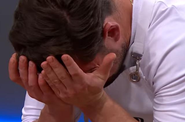 MasterChef Türkiye'de Onur "Hiç iyi değilim" diyerek ağlamaya başladı! Seyirci dayanamadı