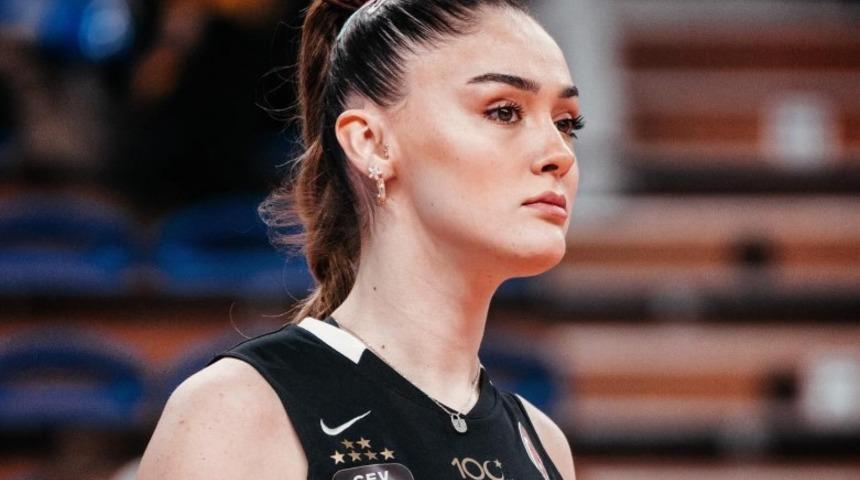 4 milyon dolarlık servetiyle gündemdeydi! Zehra Güneş mini elbisesiyle peş peşe poz verdi! Beğeni butonu çöktü 