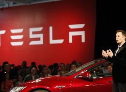 Elon Musk'ın sahip olduğu Tesla 700 bin aracını geri çağırdı!