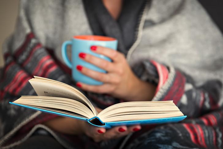 Telefonunuzu bırakıp kitap okuma alışkanlığına geri dönmek için etkili tavsiyeler