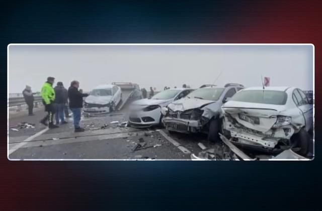 Diyarbakır 13 aracın karıştığı zincirleme kaza: Yaralılar var