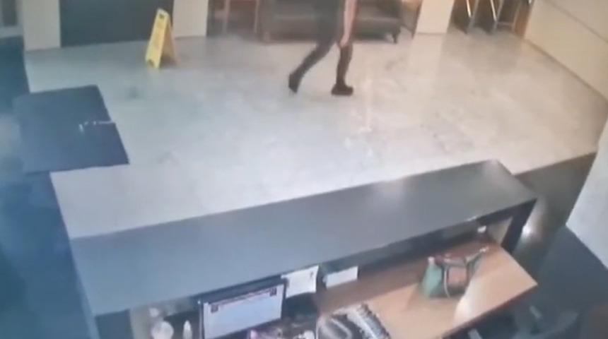 KRT binasına saldırı! Üzerinde el bombası olduğu iddia edildi... Gözaltına alındı