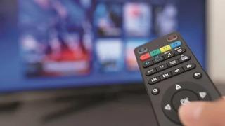 Devrim Özkan ve Akın Akınözü'lü “Halef” dizisi başlamadan bitti: Ekonomi onları da vurdu