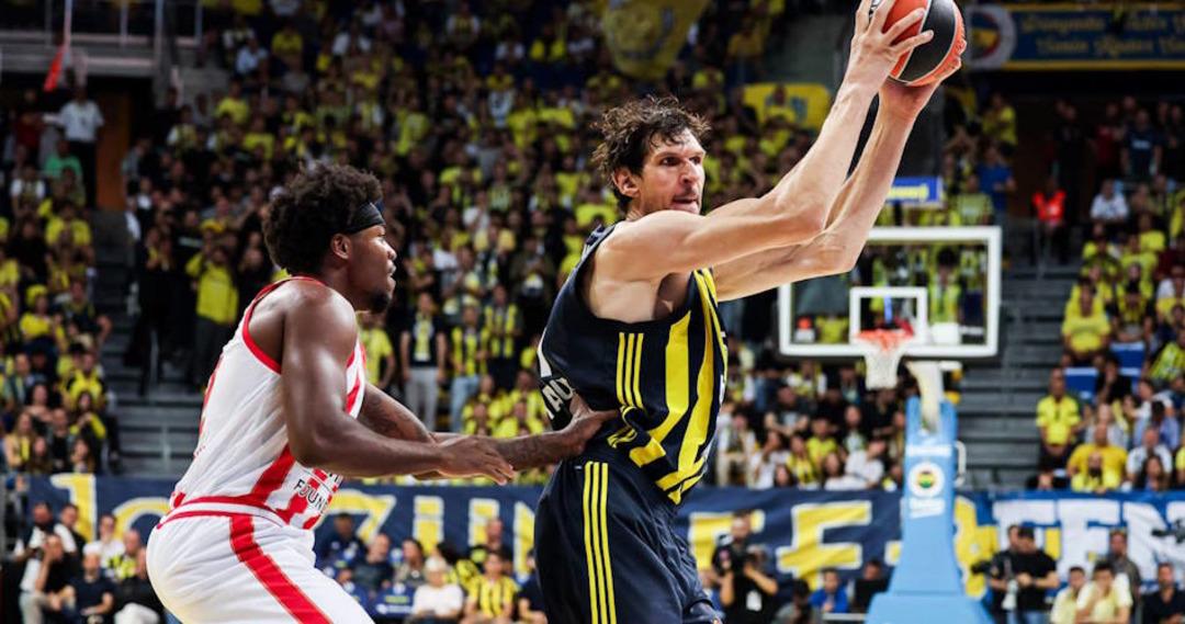 17c9bf0c-boban-marjanovic-handles-fenerbahce-vs-olympiacos-euroleague