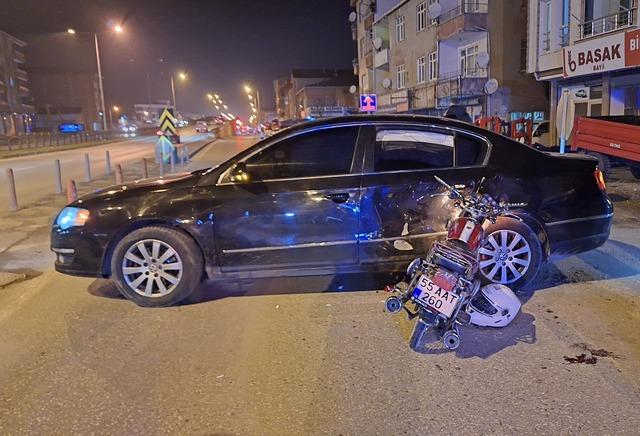 Samsun’da otomobille çarpışan motosikletteki 2 kişi yaralandı