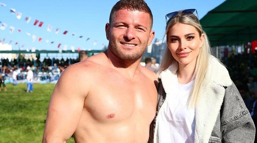 Survivor İsmail Balaban Dominik'in yolunu tuttu! Karısıyla havaalanında karşılıklı ağladılar