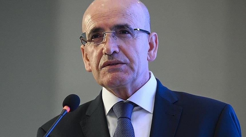 Bakan Şimşek'ten 'enflasyon' ve 'hayat pahalılığı' açıklaması! Akaryakıt zammında yeni dönem sinyali