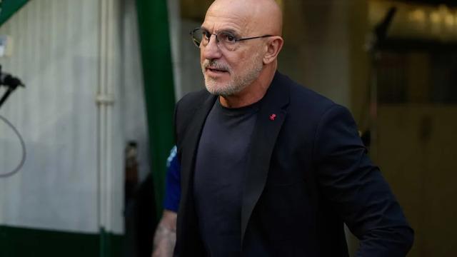 IFFHS, 2024'ün en iyi milli takım teknik direktörlerini açıkladı