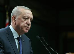 Erdoğan asgari ücreti artıracak mı? Refah payı ve ek zam gelir mi? 'Hayırlı olsun' dedi ama gözler AK Parti Grup Toplantısı'nda! Saatler kaldı...