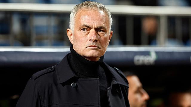 Fenerbahçe'de Mourinho rüzgarı sona mı eriyor? Sarı-lacivertliler 'acil' koduyla toplandı ve kararını verdi