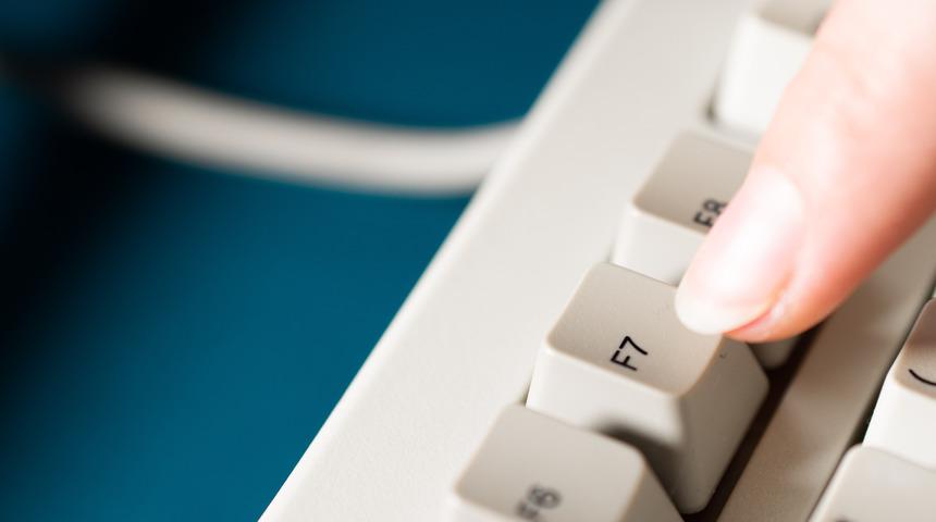 F7 tuşu ne şe yarar? F7 tuşunun görevi nedir?