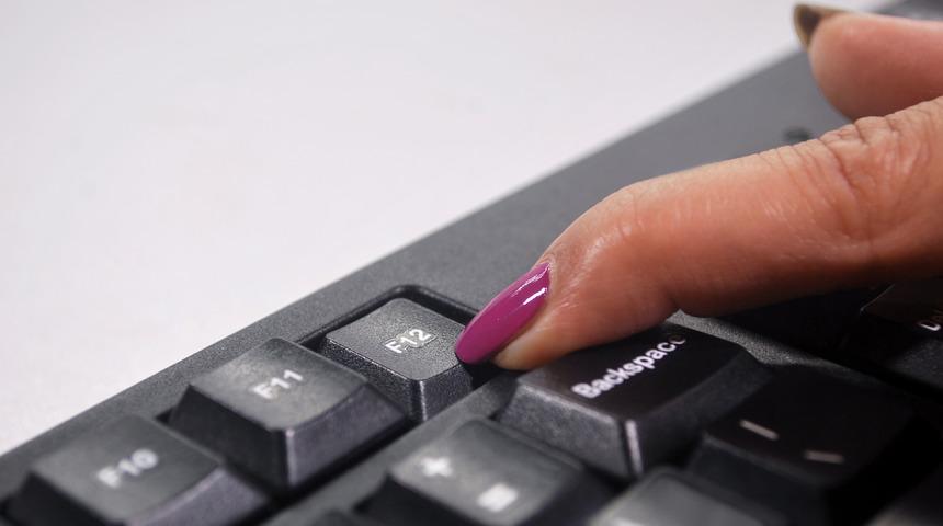 F12 tuşu ne işe yarar? F12 tuşunun görevi nedir?