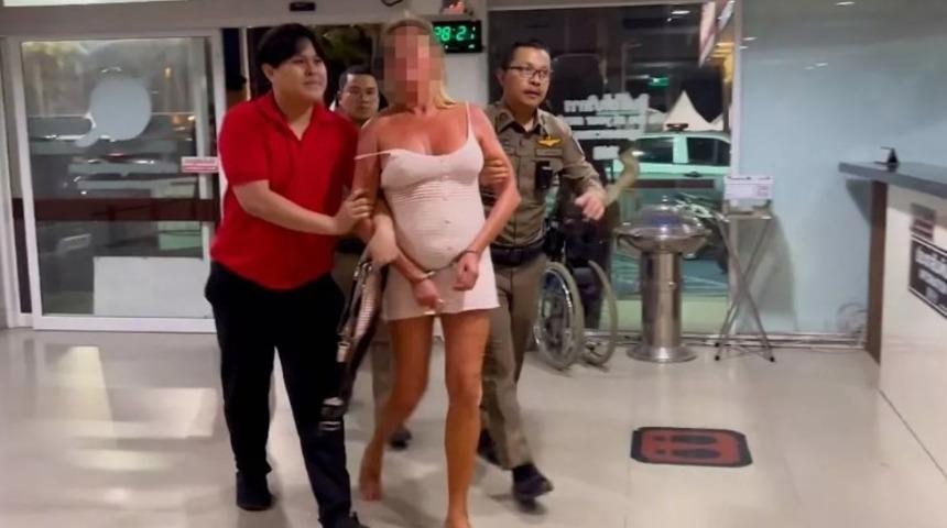 Şişede durduğu gibi durmadı! Müşteri gibi otele girip lobideki cam masanın üzerinde yakınlaştılar: Yaka paça gözaltına alındı