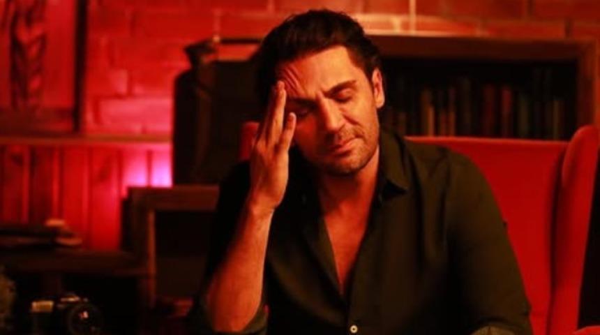 Ünlü şarkıcı Yaşar İpek'in kardeşi Işık İpek evinde ölü bulundu! Sanat dünyası yasa boğuldu 