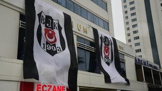 Beşiktaş'ta 'Fulya' krizi çözüldü! Şanlı bayrağımız, ait olduğu yerde