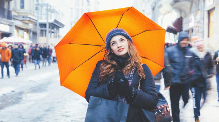 İstanbul'a ilk kar geliyor! Saat bile verildi: Bu ilçelerde yaşayanlar dikkat