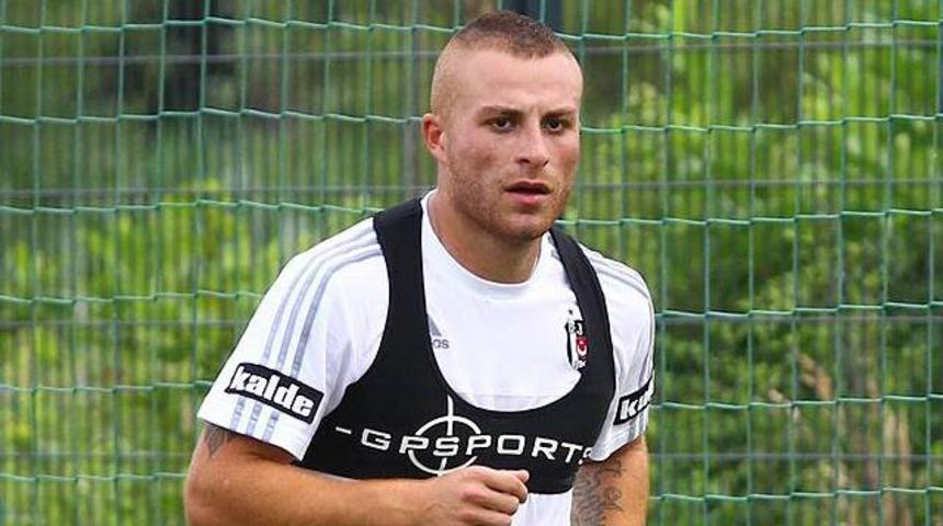 G&ouml;khan T&ouml;re s&uuml;rprizi