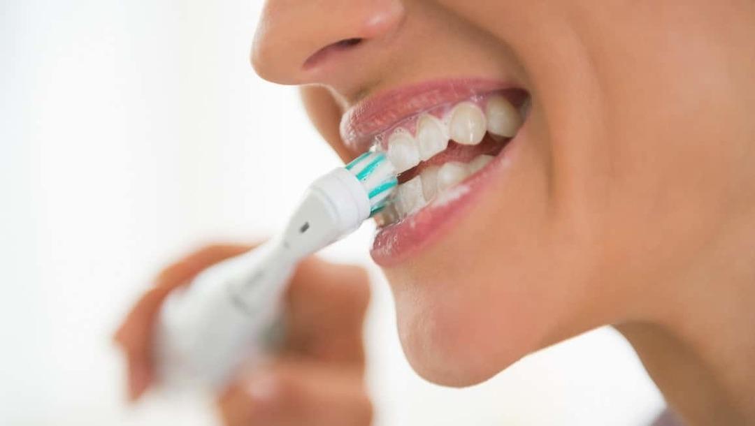 teeth-brushing-tips