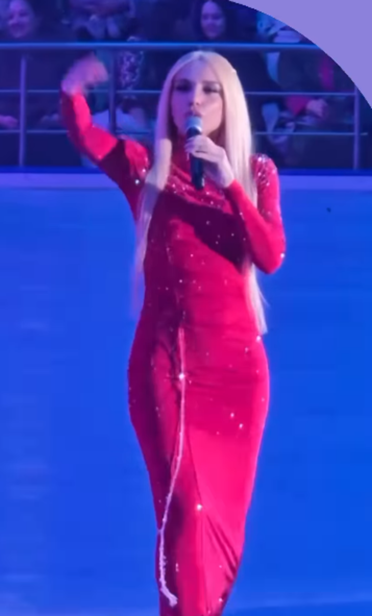 Gülşen Türkmenistan'da sahneye tamamen kapalı çıktı! Organizatör böyle istedi o ise paylaşmadı G5