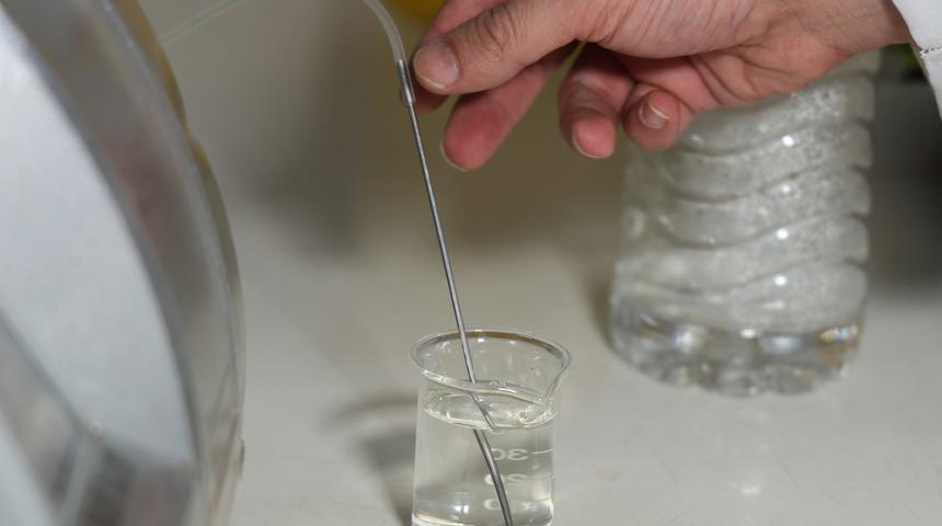 Uzmanından ‘kaçak alkol' uyarısı: Ülkemizde ölümler çok sık görülüyor!